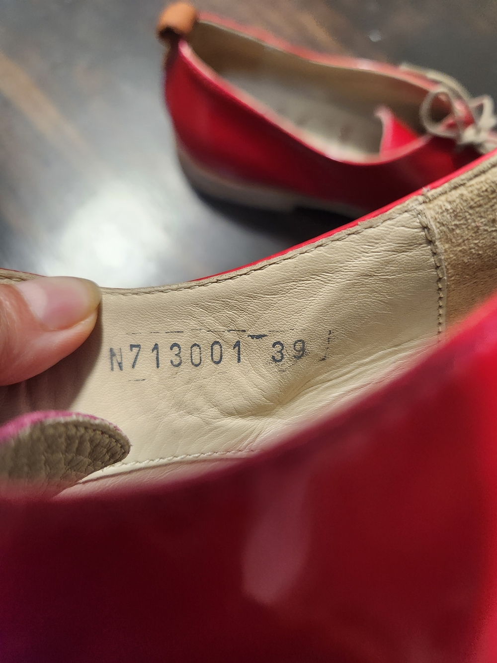 AGL Attilio Giusti Leombruni Red Patent Leather Oxfords Shoes Women's Size 8.5 - Picture 8 of 16